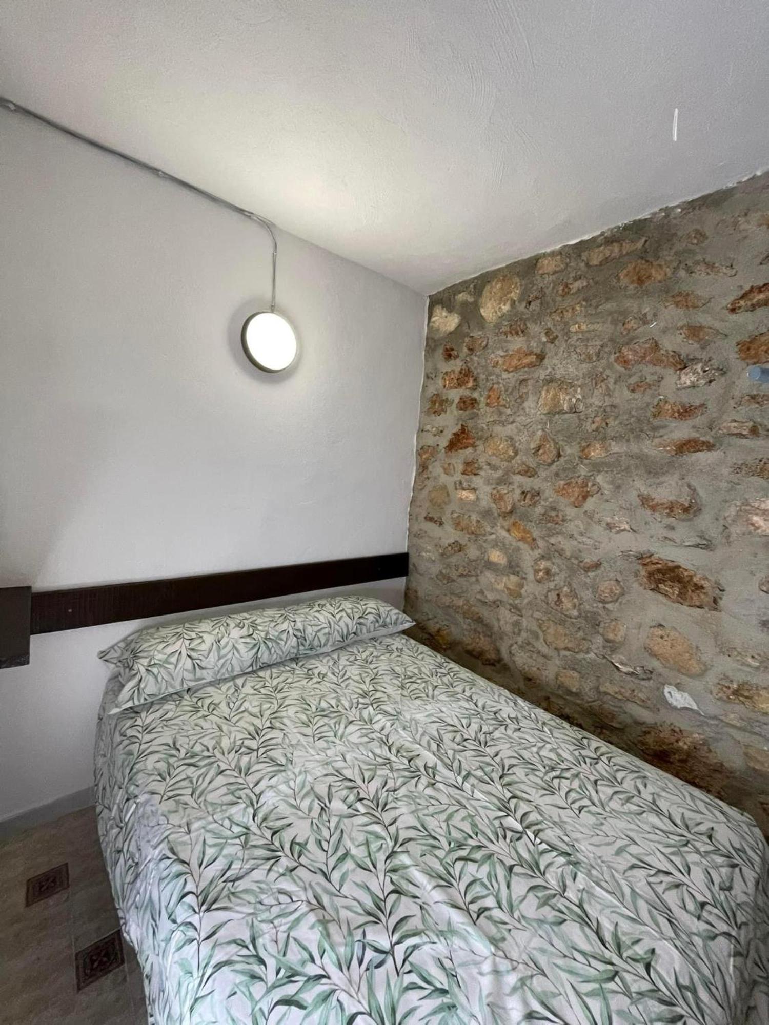Villa Casa De Piedra Yunquera Exterior foto